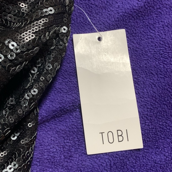 NWT TOBI black sequined mini skirt perfect for New Year’s Eve size small - Picture 10 of 10